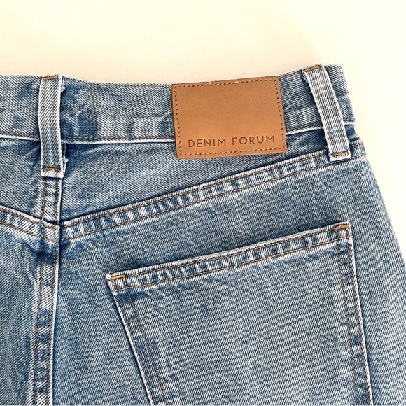 Denim Forum The Farrah Hi-Rise Cargo Jean from Aritzia - Picture 13 of 13